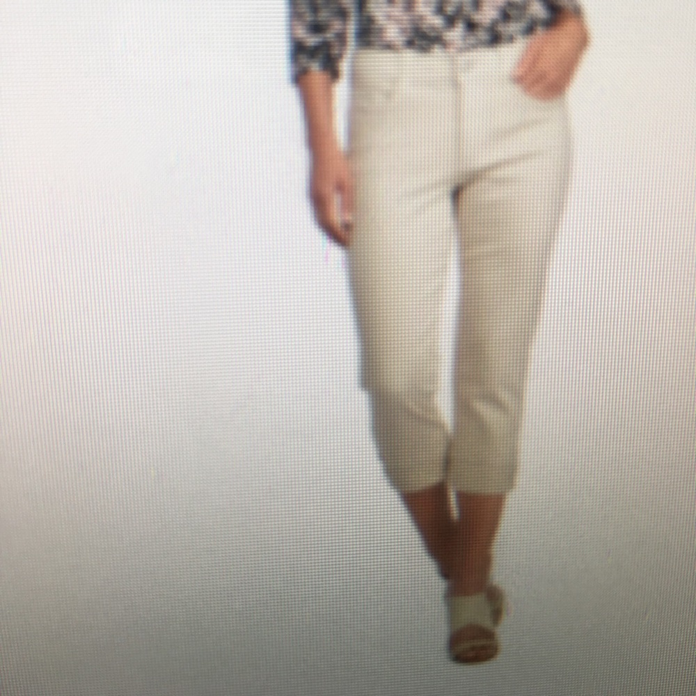 NYDJ Dayla Wide Cuff Capri Pants